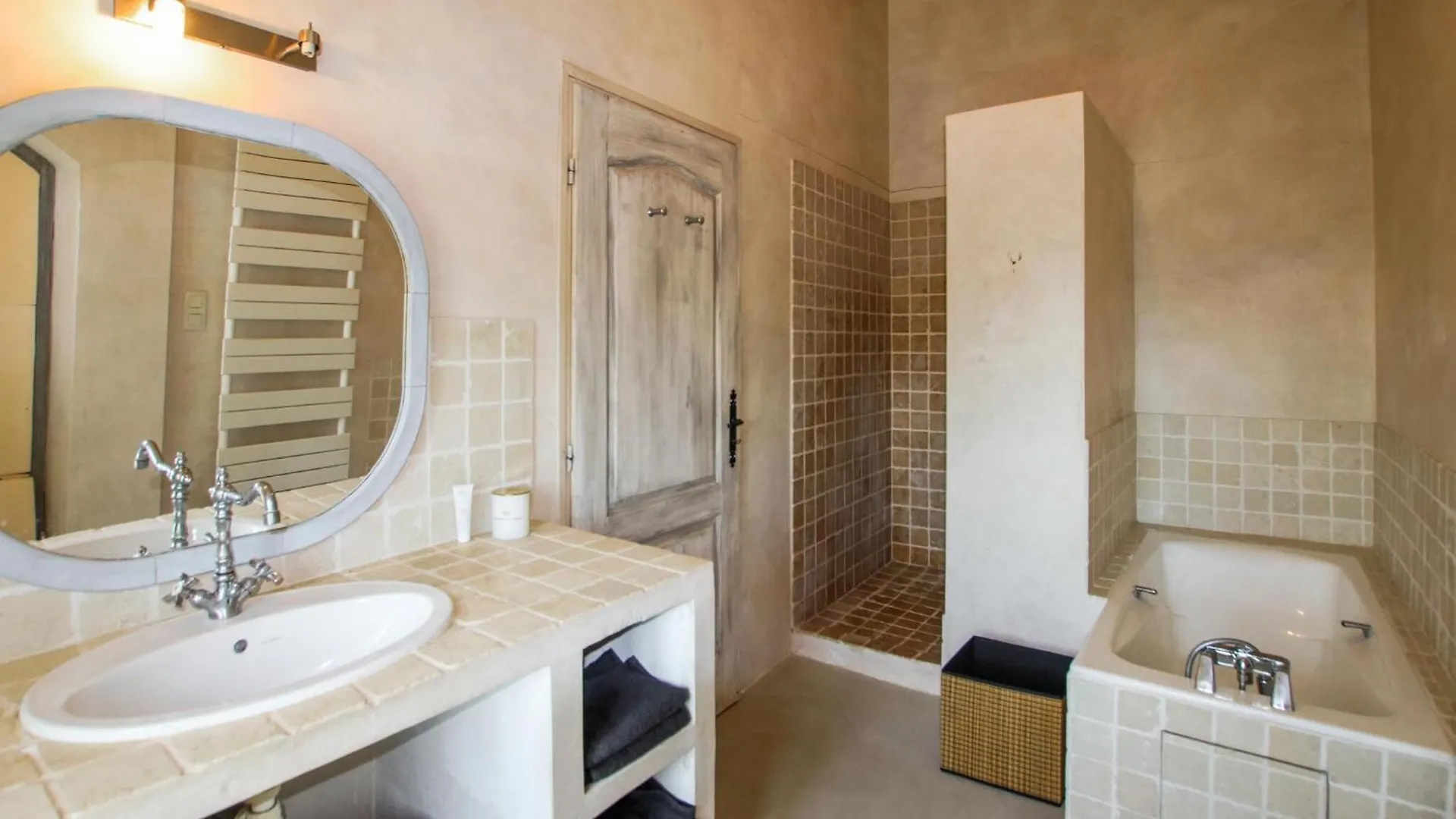Gorgeous Home In Clansayes Clansayes France