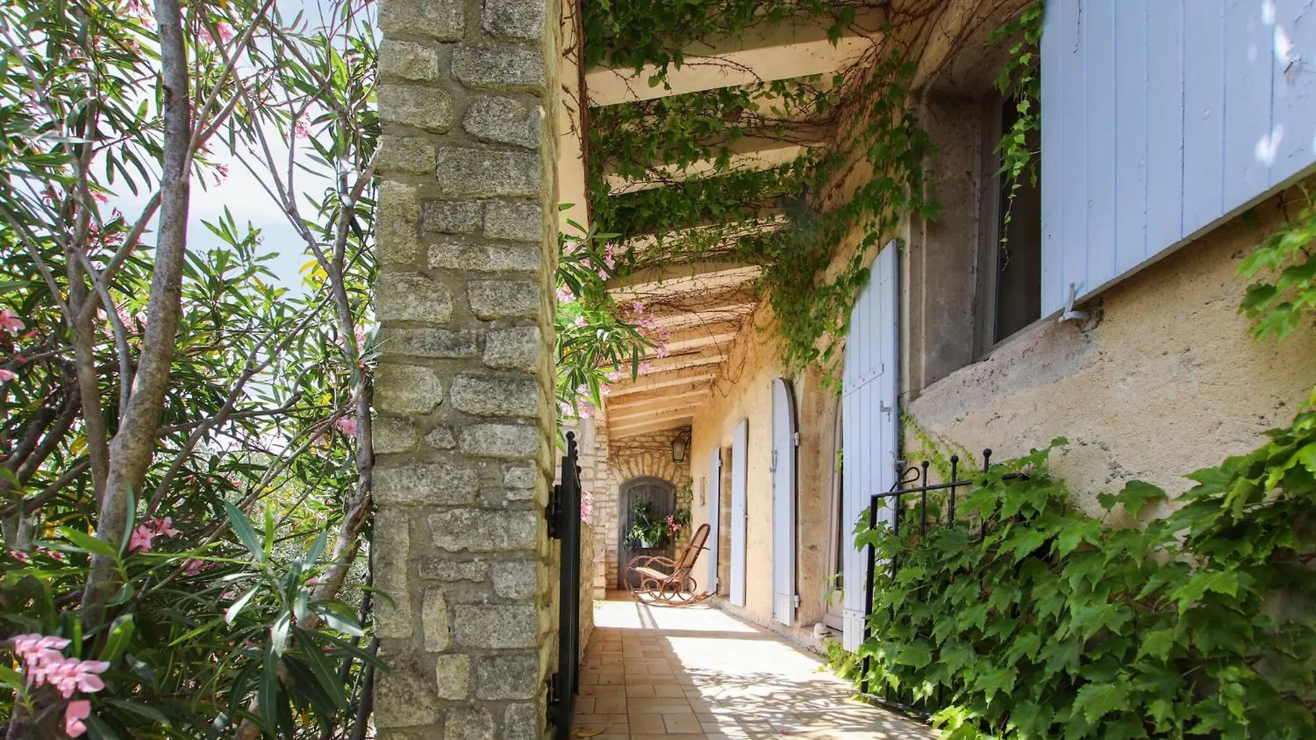 Holiday home Gorgeous Home In Clansayes Clansayes
